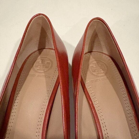 Tory Burch Bow Leather Pump Brown Size 7.5 2” Block Heel Quiet Luxury Classic - Picture 8 of 10